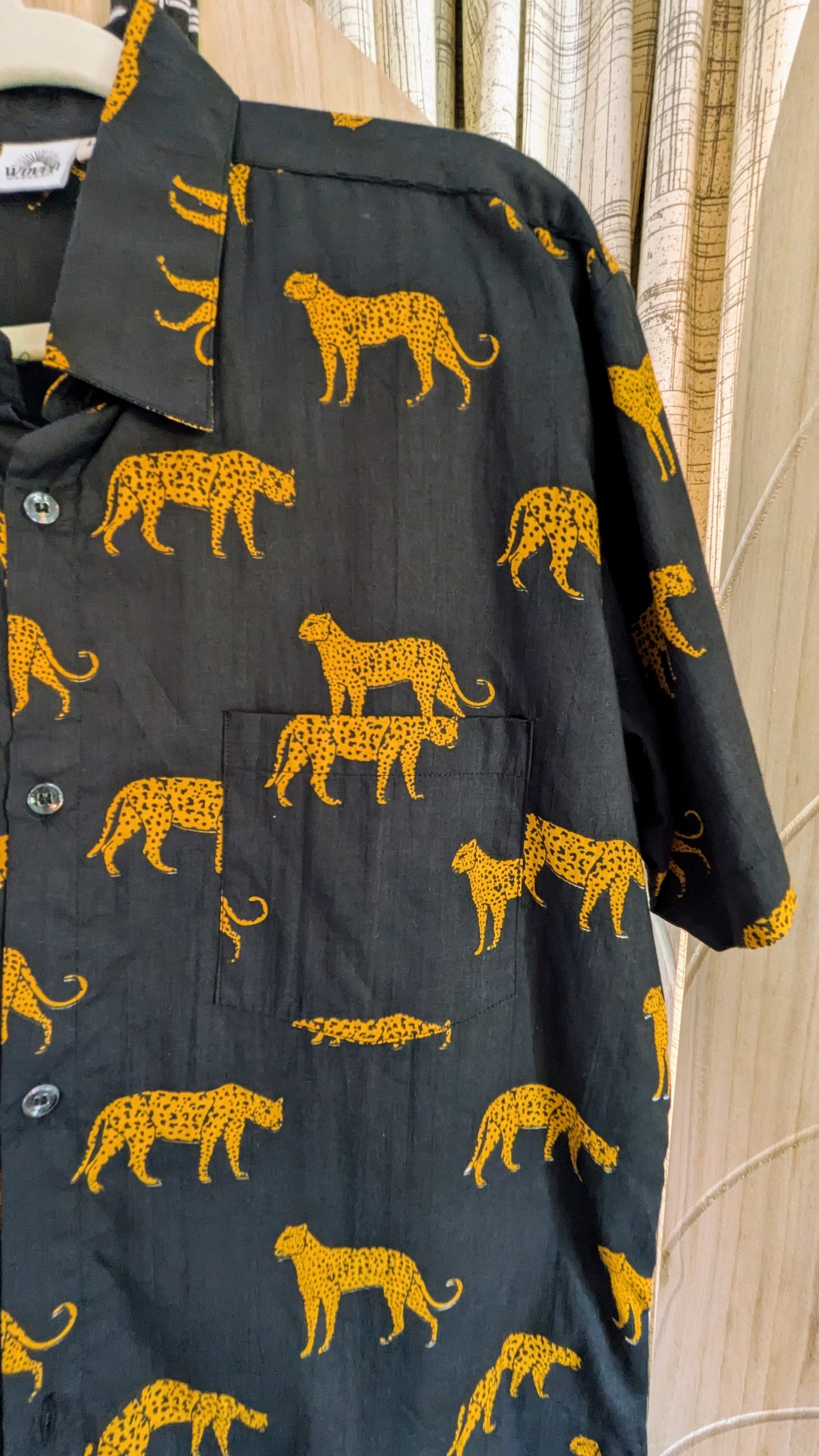 Short-sleeve Collared Shirt