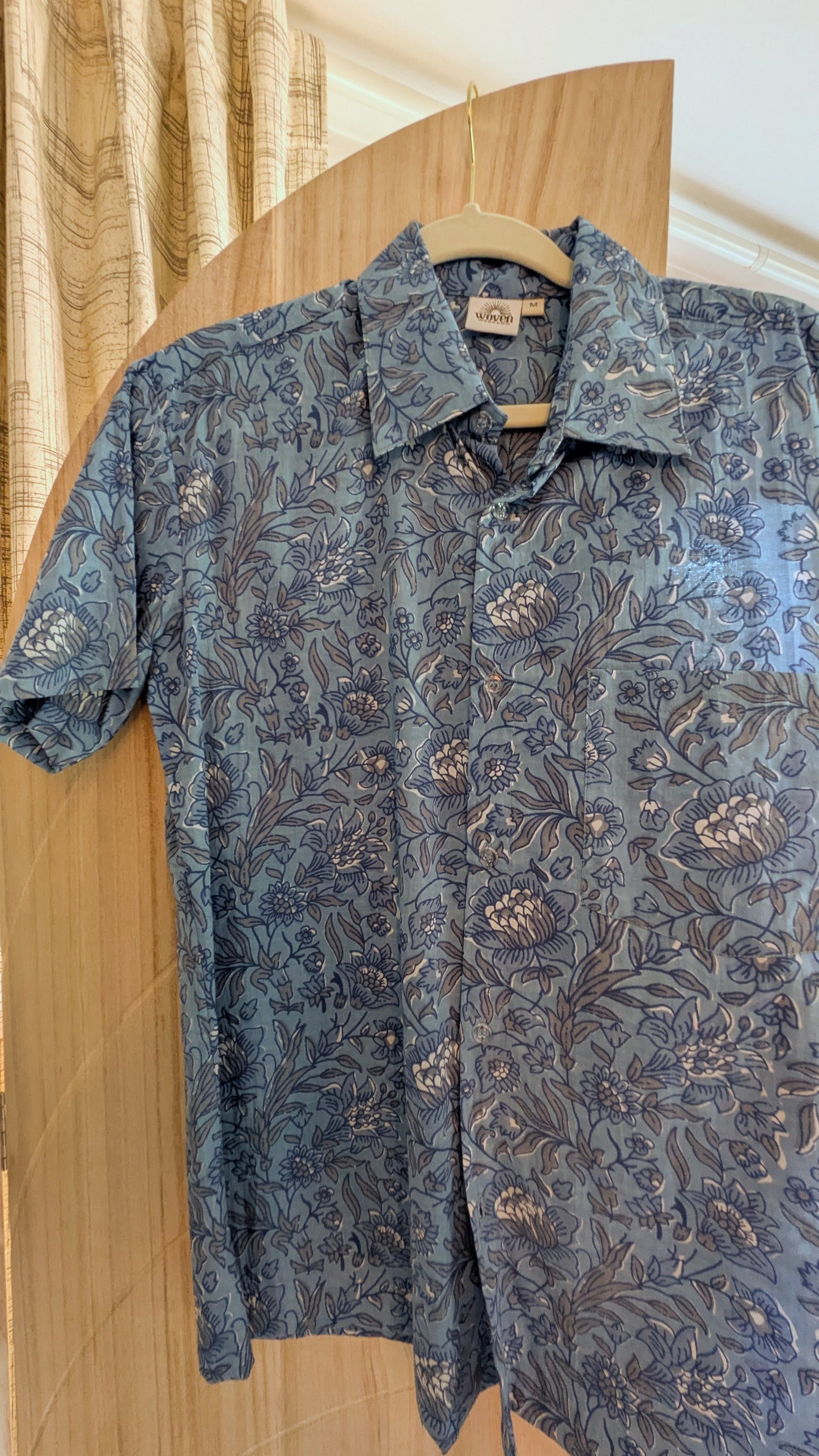 Short-sleeve Collared Shirt