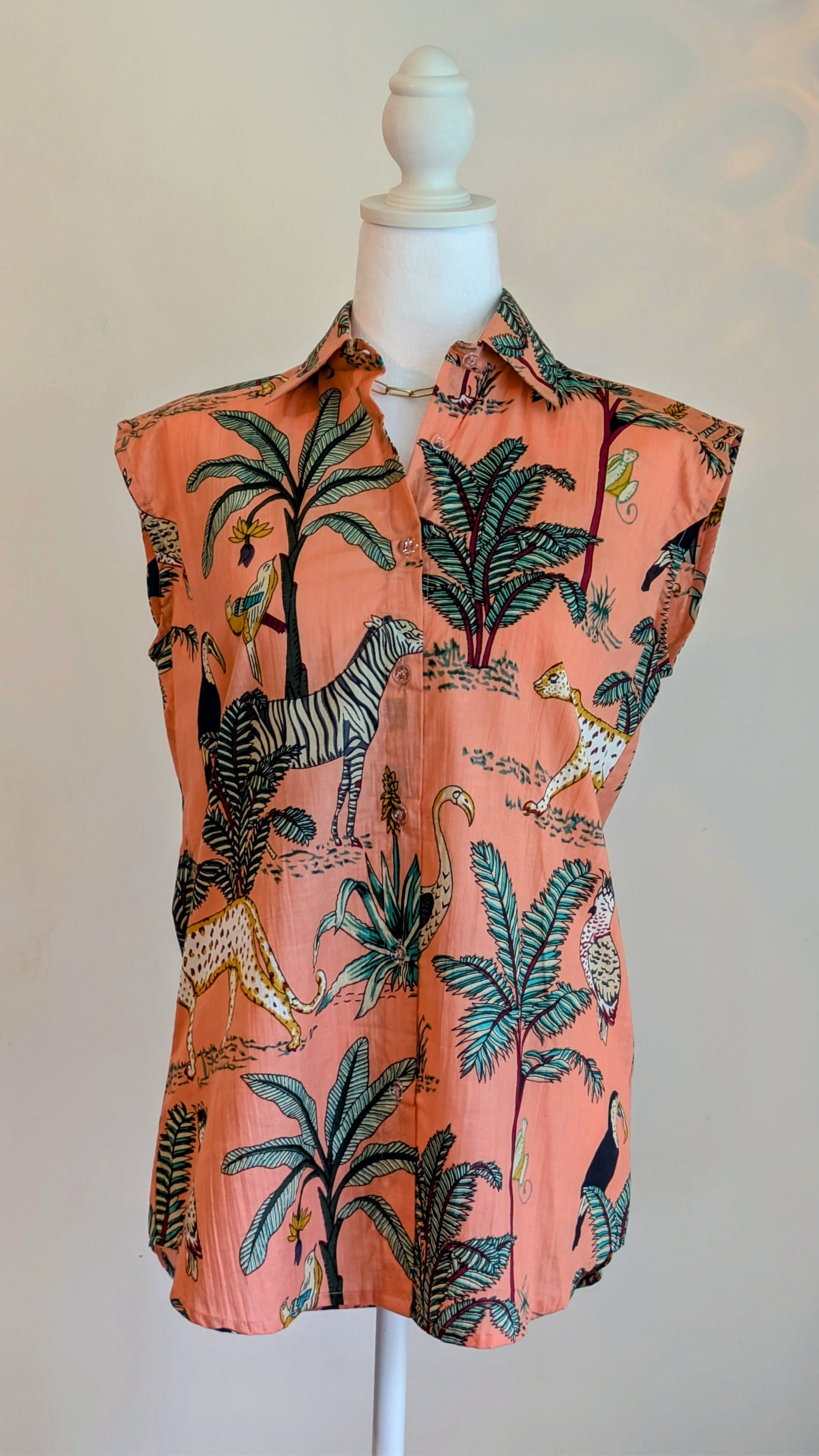 Sleeveless Collared Shirt